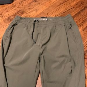 Western Rise Large pants/joggers green